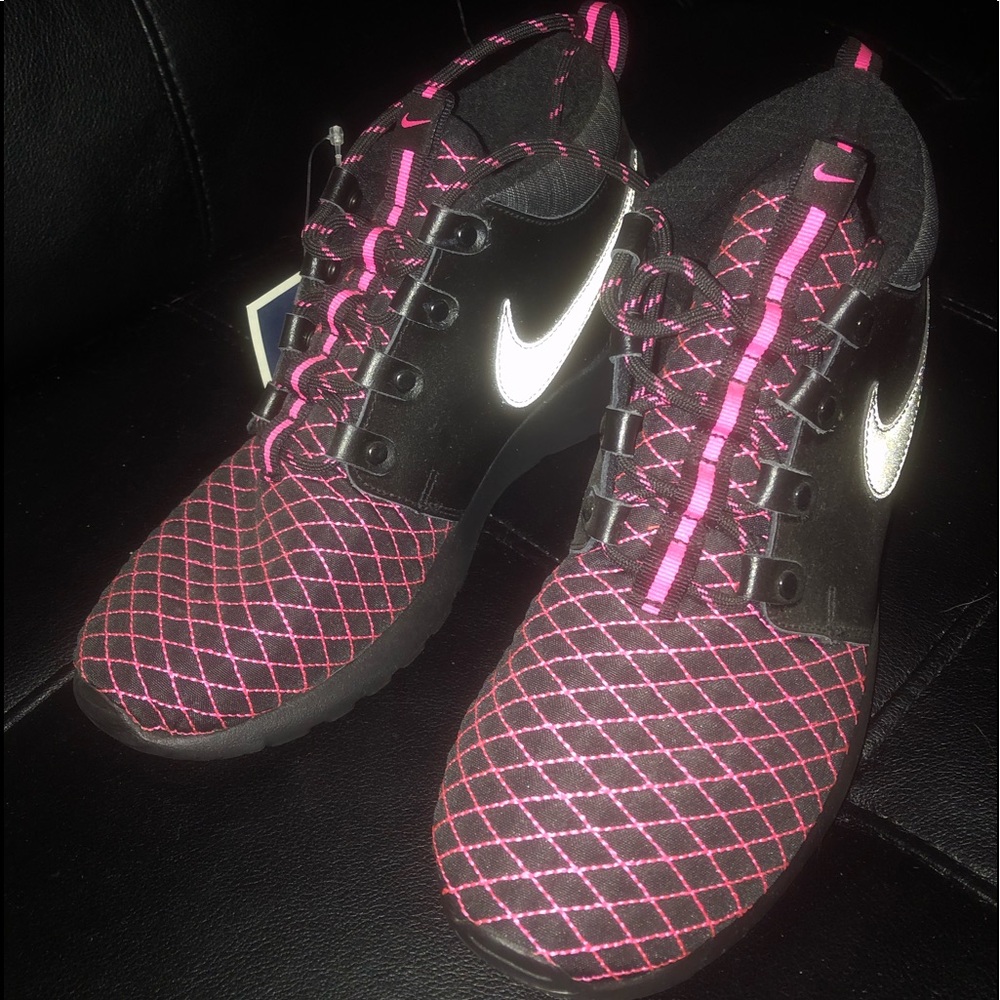 Brand new Women Nike Running Sneakers.